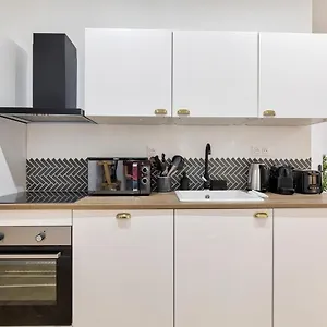 https://appartement-familial-proche-arc-de-triomphe-8p.fr-paris.fr